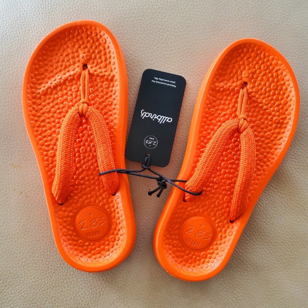 Allbirds Sugar Zeffer Flip-Flops, 5